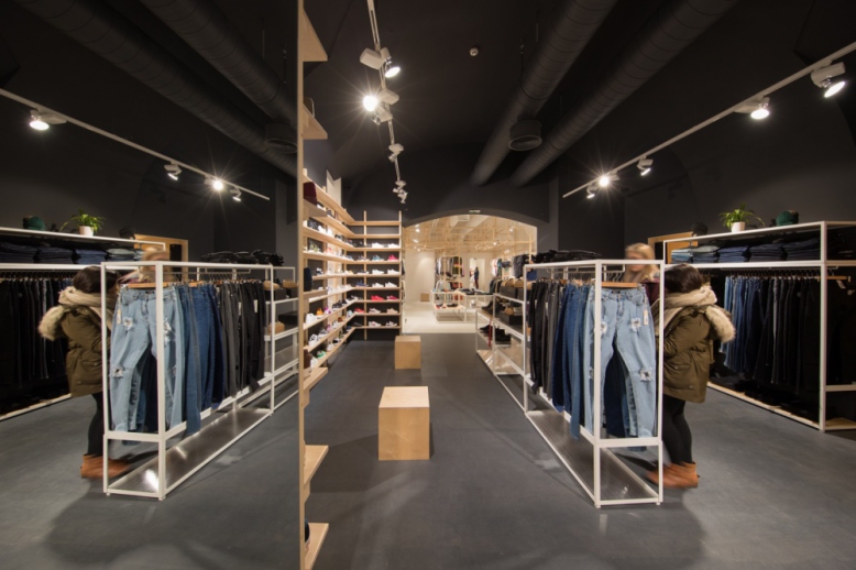 Freshlabels Flagship Store Praha