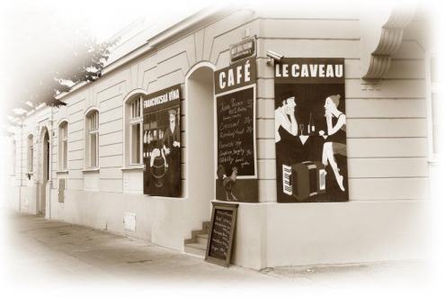 Le Caveau - Vinotéka & Kavárna
