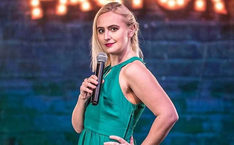  Lucie Macháčková - Na holku dobrý - Standup Lucie Mach