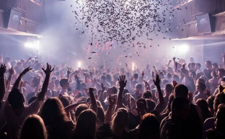 Praha žije & Retro Music Hall