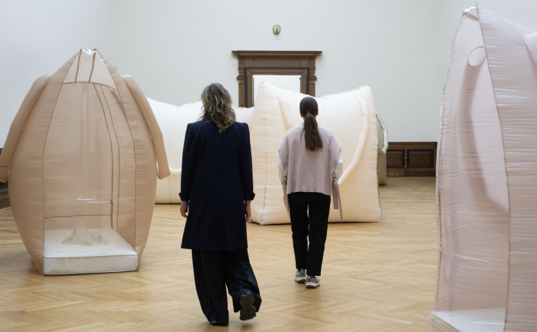 Uvedení monografie a komentovaná prohlídka Skin Care