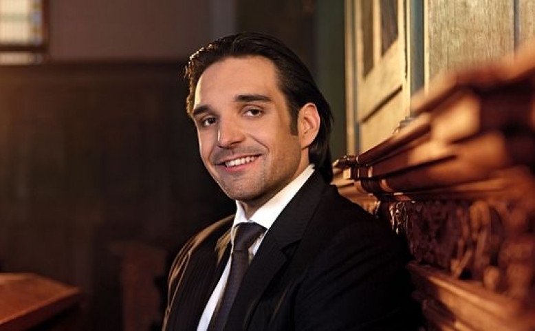 ADAM PLACHETKA: Bez mantinelů