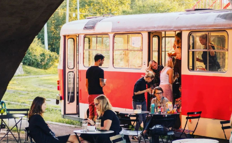 Točna Dlabačov otevírá