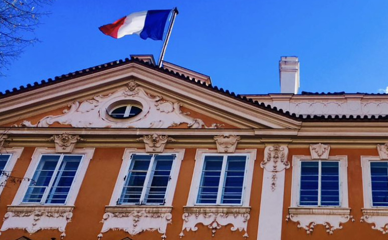 Den otevřených dveří Buquoyského paláce