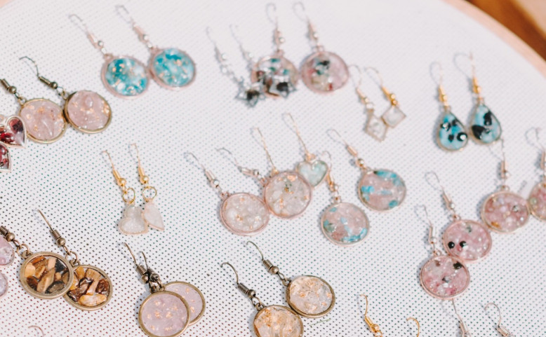 Dyzajn market Apríl