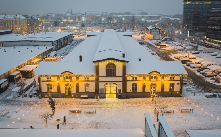 Adventní trhy v Holešovické tržnici