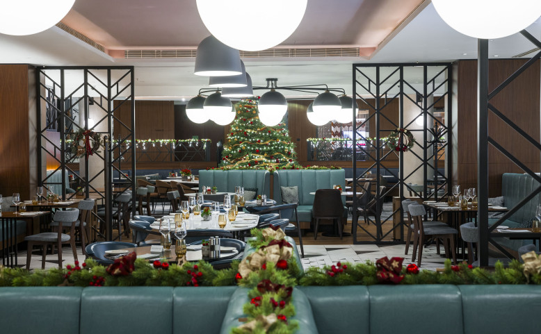 Neomezený bufetový brunch & živá hudba s punchem