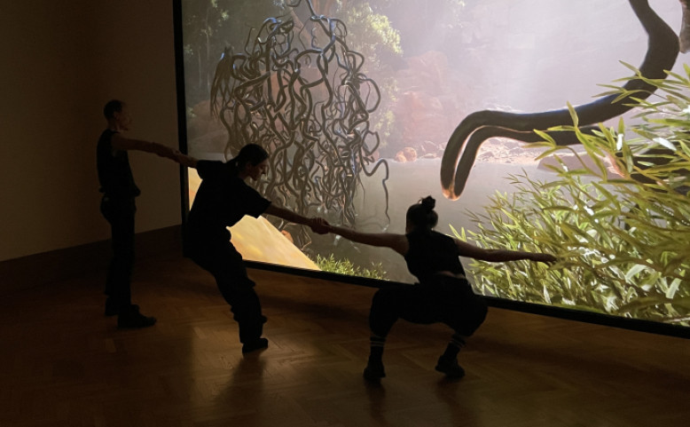 Taneční performance Ecology of Closeness