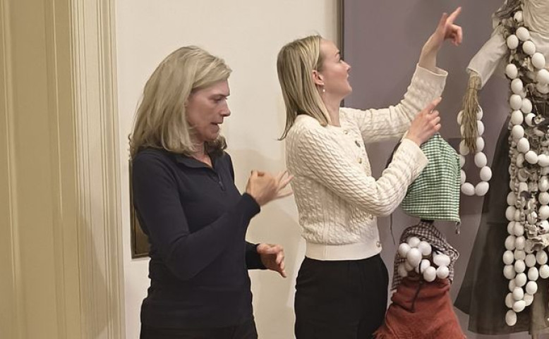 Tradiční řemeslný workshop ve znakovém jazyce