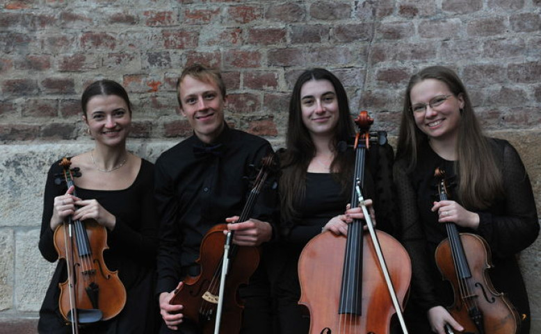 Salón Dvořák: Leggiero Quartet