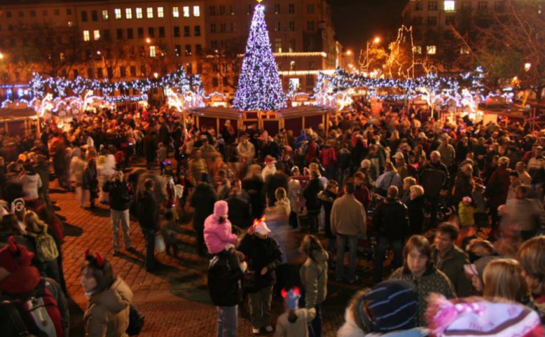 Vánoční trhy - Náměstí Míru