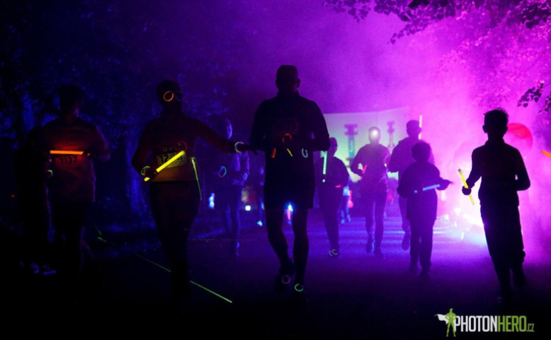Mizuno Neon Run