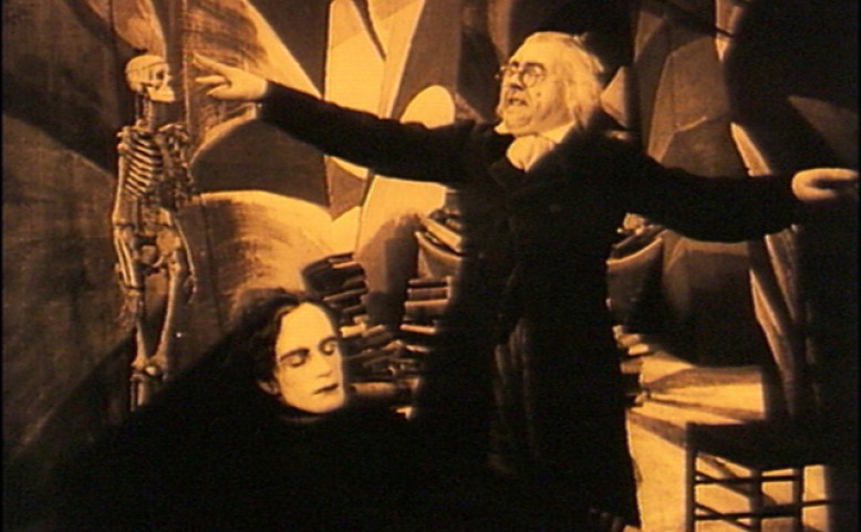 Od Caligariho k Hitlerovi - Premiérový víkend