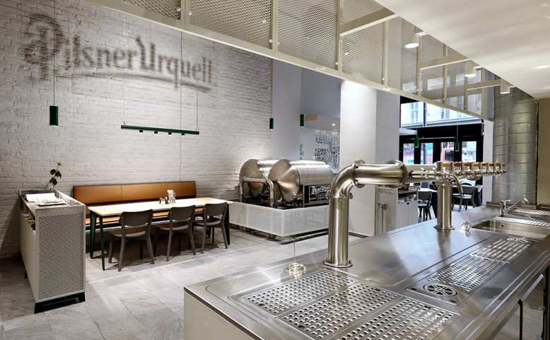 Slavnostní otevření Pilsnerka Národní