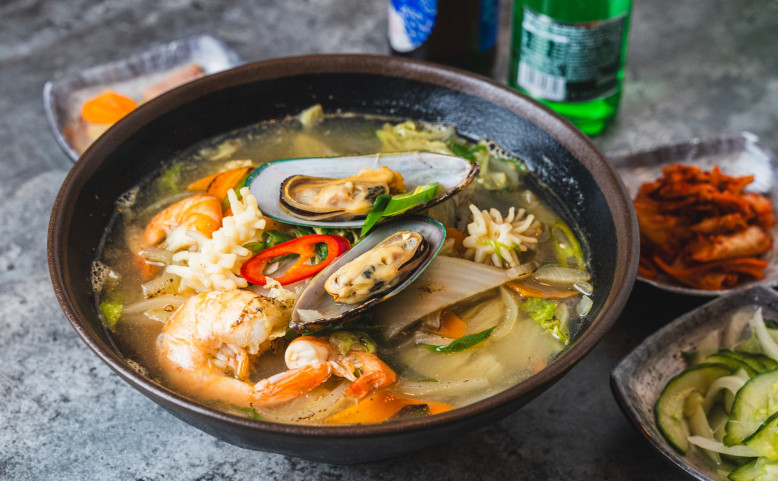 Jarní POLÍVKOVÁNÍ na Smíchovské náplavce 2026