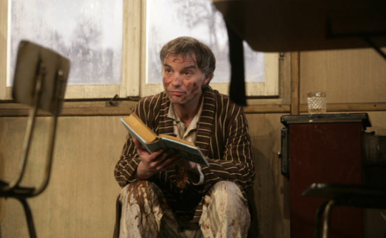 DIVADLO V KINĚ 35 | Ucpanej systém