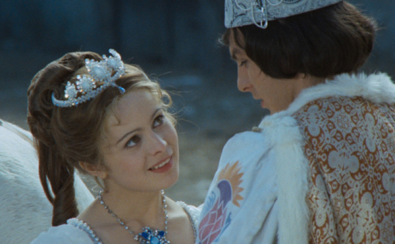 PRO DĚTI | Tři oříšky pro Popelku (francouzská verze)