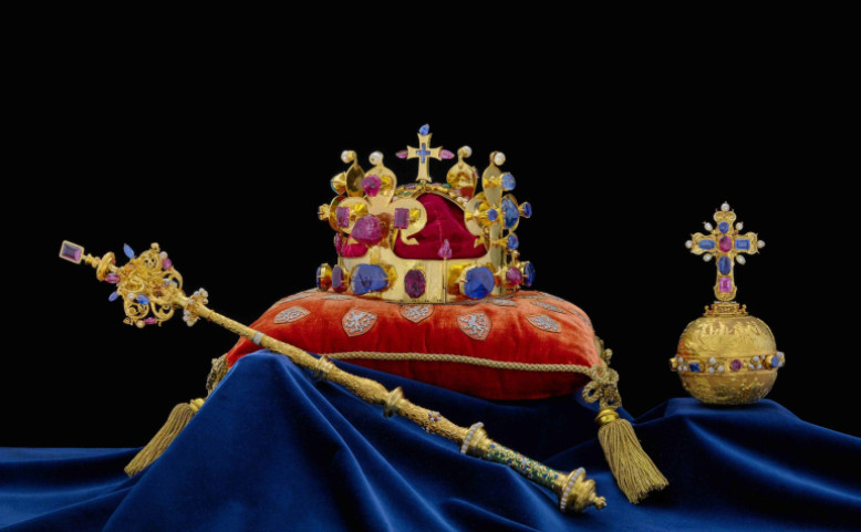 České korunovační klenoty: Poklad v temnotě