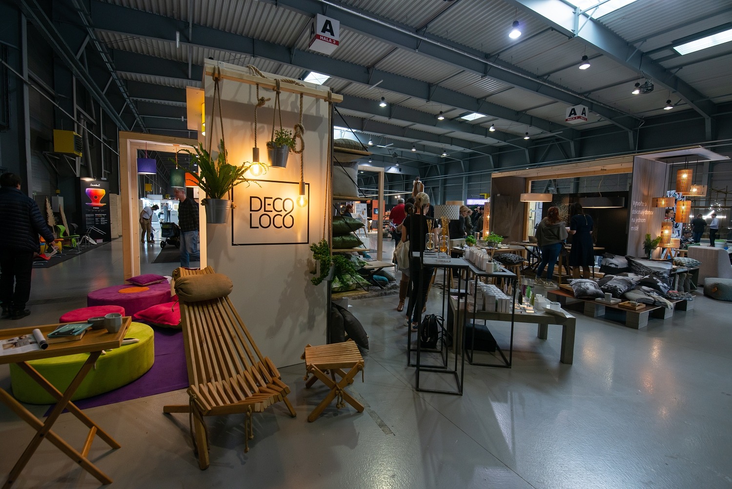 ZRUŠENO: DESIGN SHAKER