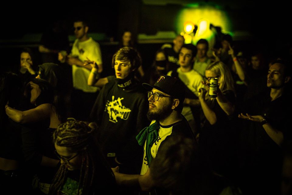 Benefice pro FOOD NOT BOMBS w/ Colectiv, Cocoman, Messenjah