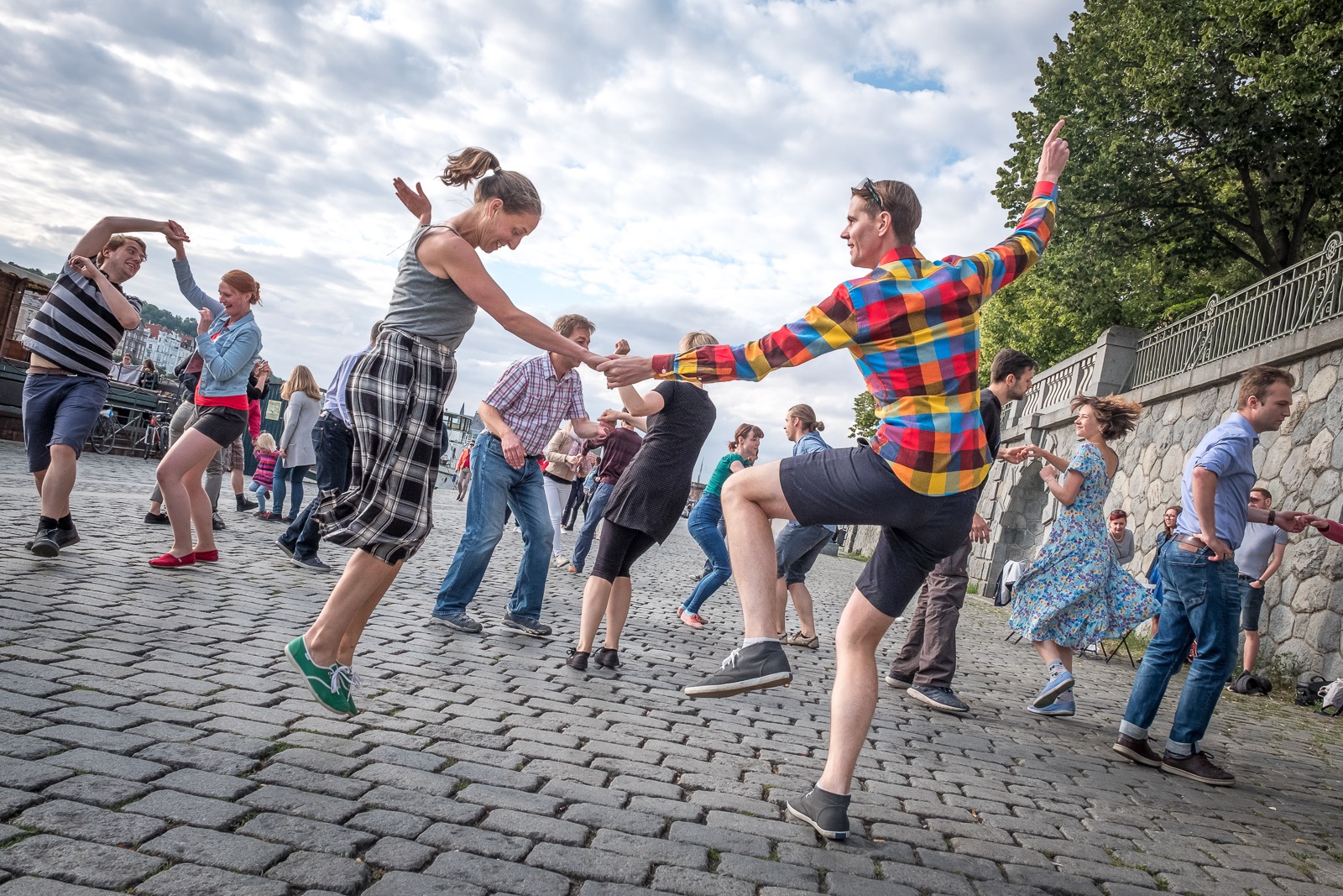 Swing na lodi Cargo Gallery