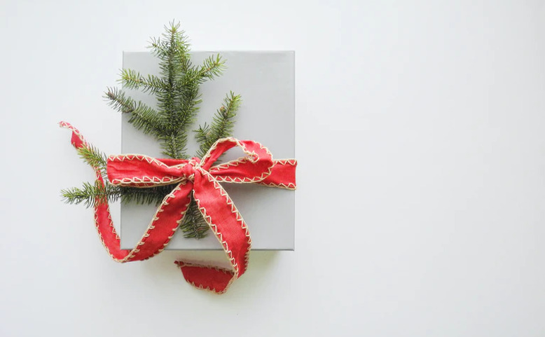 Online: Zpomal Vánoce s námi - Darovací balení