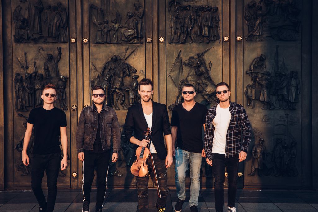 Marco Čaňo & Cover Paradise