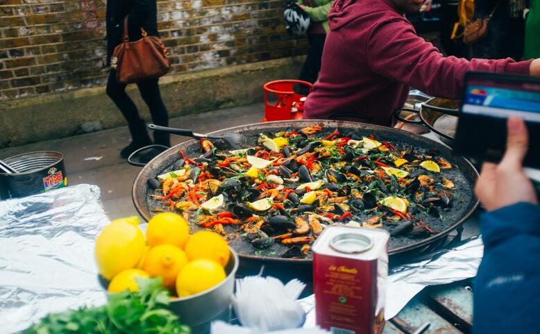 Karlínský street food festival