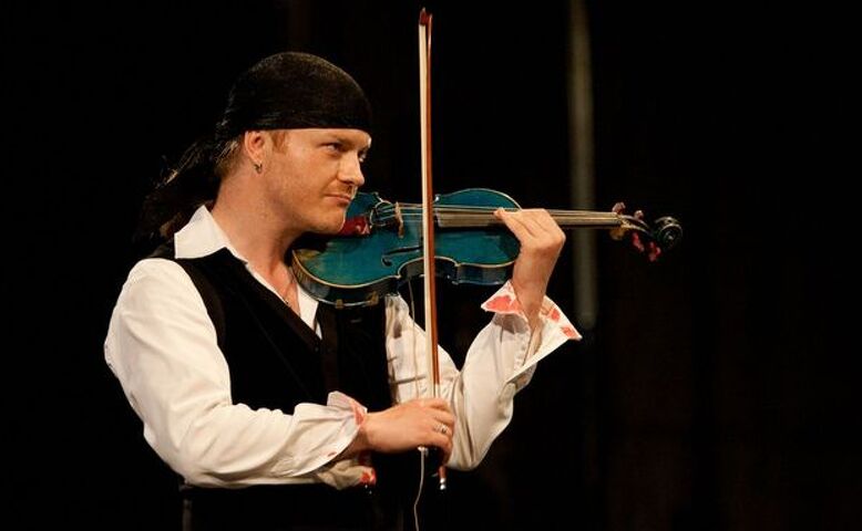 ZRUŠENO: Pavel Šporcl - Na hraně 50