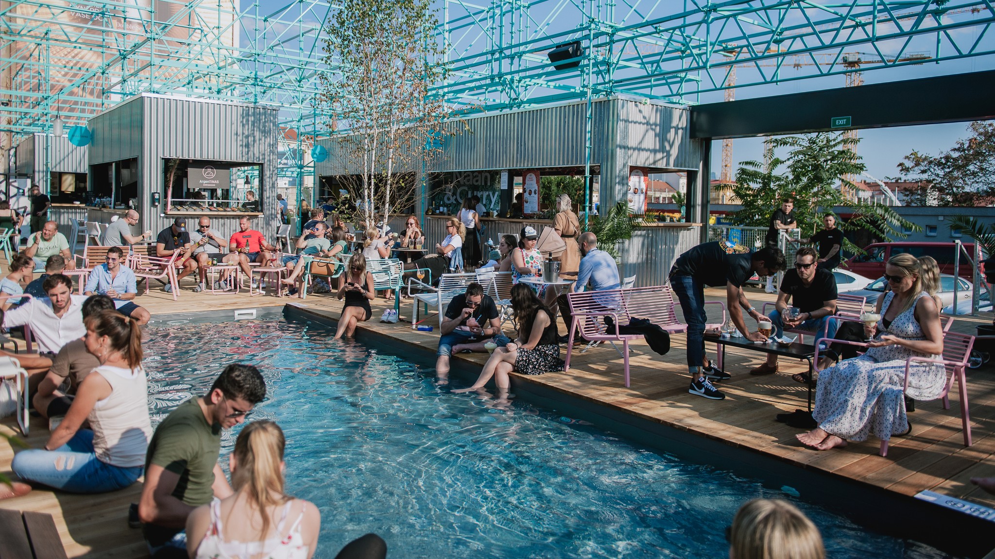 Saturday Pool Party I DJ Miguel Baptista