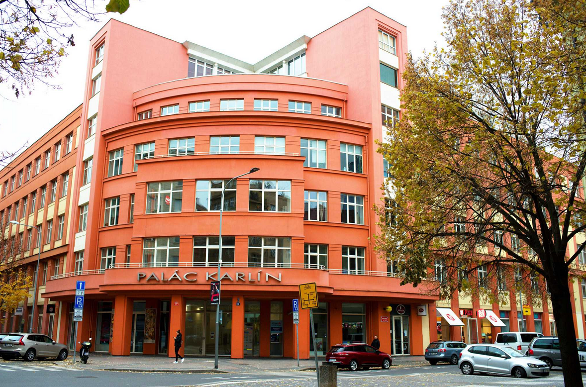 Karlín secesní a Invalidovna - knihovna