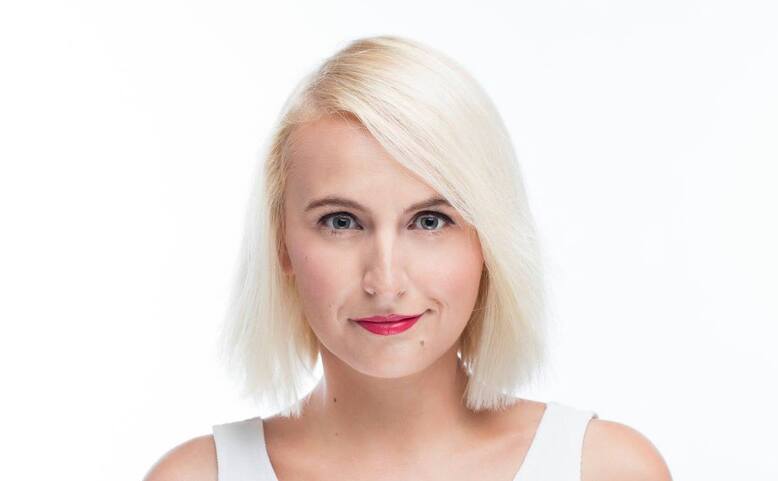 Stand-up Lucie Macháčkové: „Na holku dobrý”