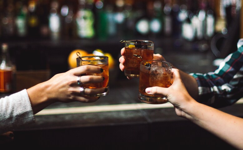 Happy Hour 1 +1 Cocktail