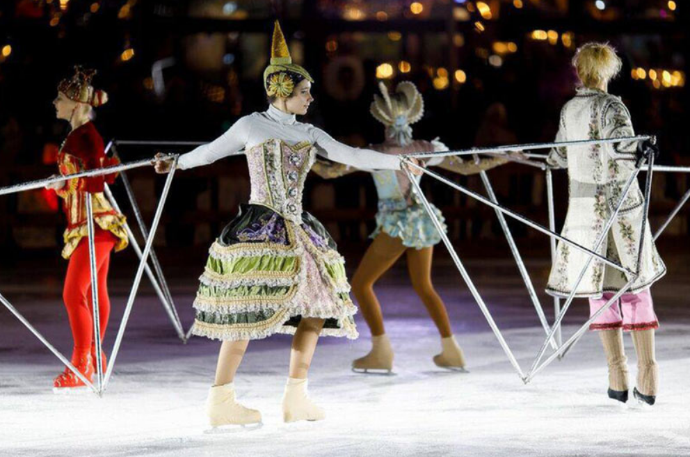 Hogwart's Holidays Ice Show