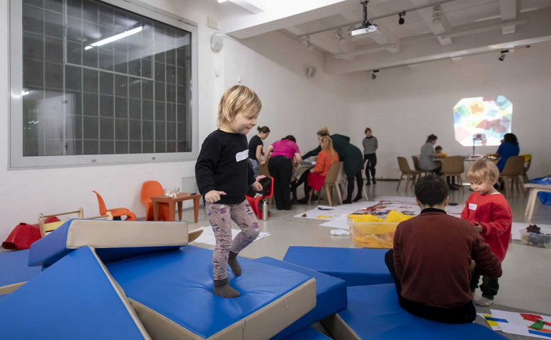 BABYDOX: Metafyzika a zoufalství - rodinná dílna