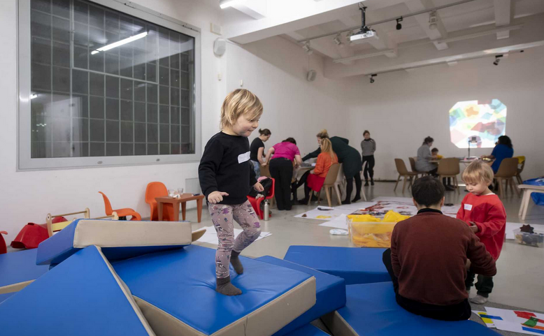 BABYDOX: Metafyzika a zoufalství - rodinná dílna