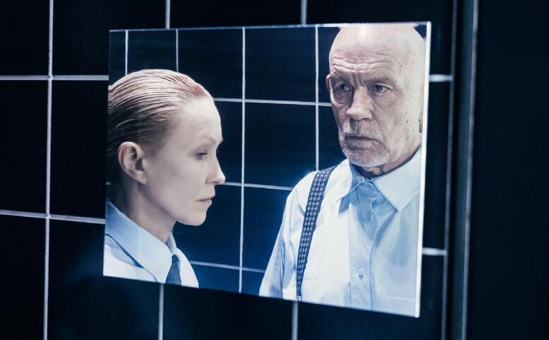 In The Solitude of Cotton Fields