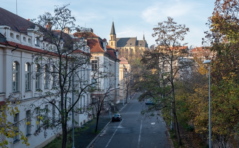 Horním Novým Městem ve stopách Sedmikostelí