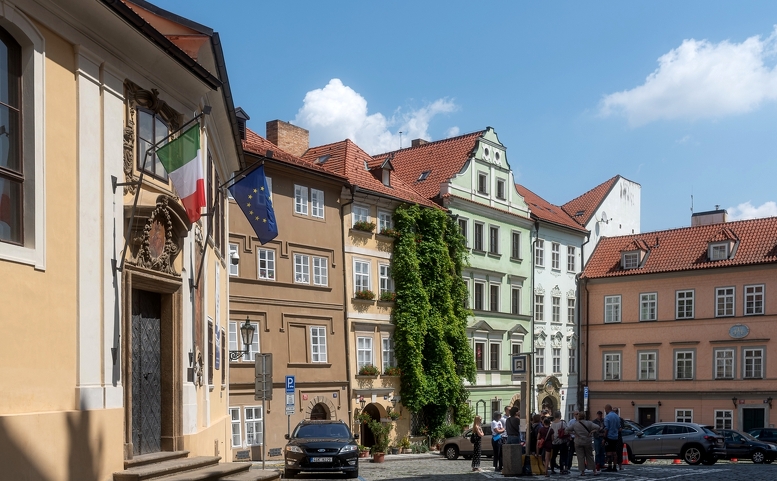 Italové na Malé Straně - procházka