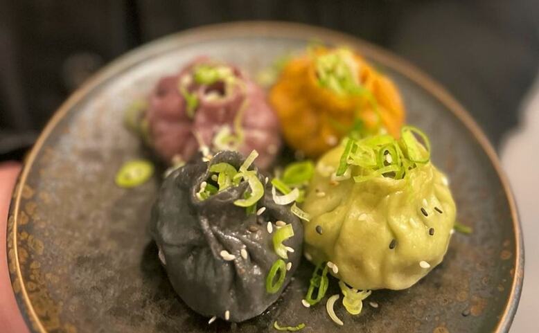 Dim Sum & živá hudba