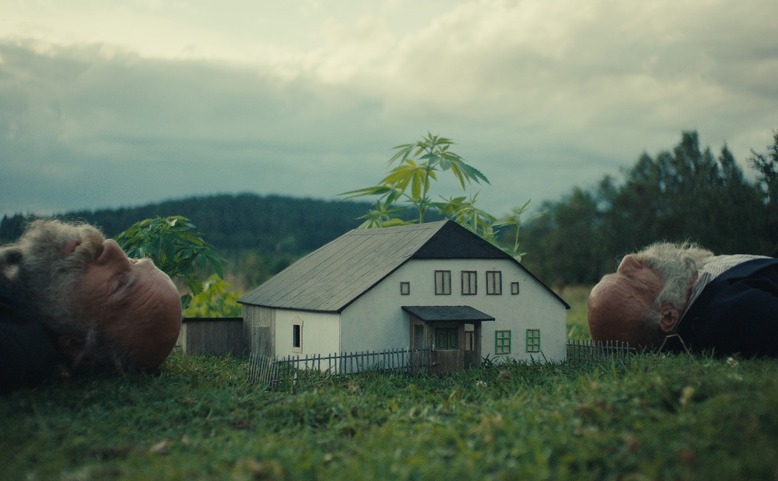 Raději zešílet v divočině | Filmová premiéra