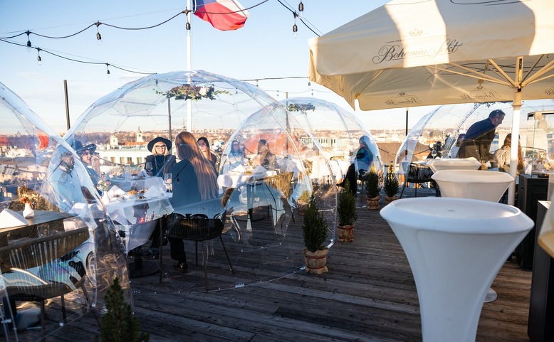 Silvestrovský večer nad Prahou