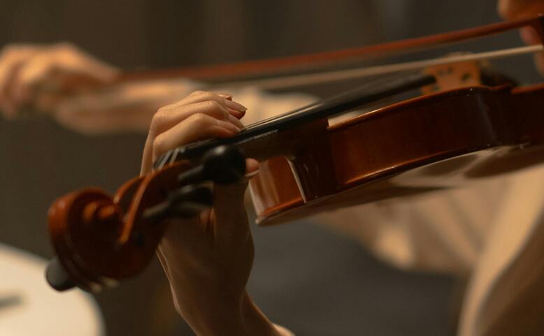 Komorní koncert: Pavla Tesařová (housle) a Juraj Škoda (violoncello)