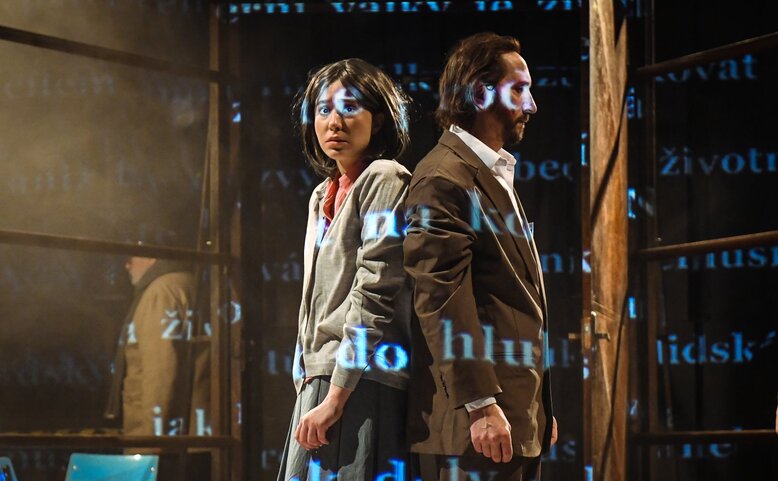 1984 : představení s anglickými titulky - 50. repríza