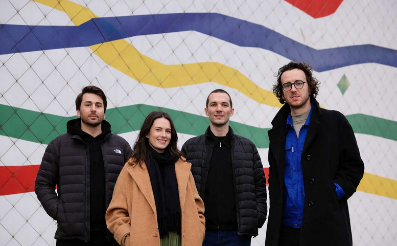 Mezi přísností a diskotékou