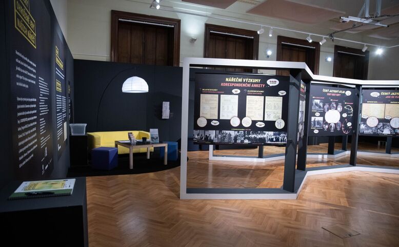 Kriticky ohrožené jevy našich nářečí - výstava