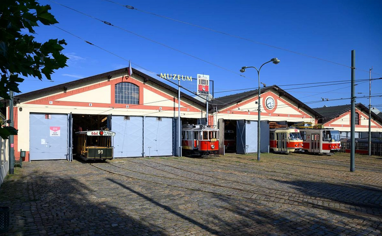 Komentovaná prohlídka vozovny Střešovice
