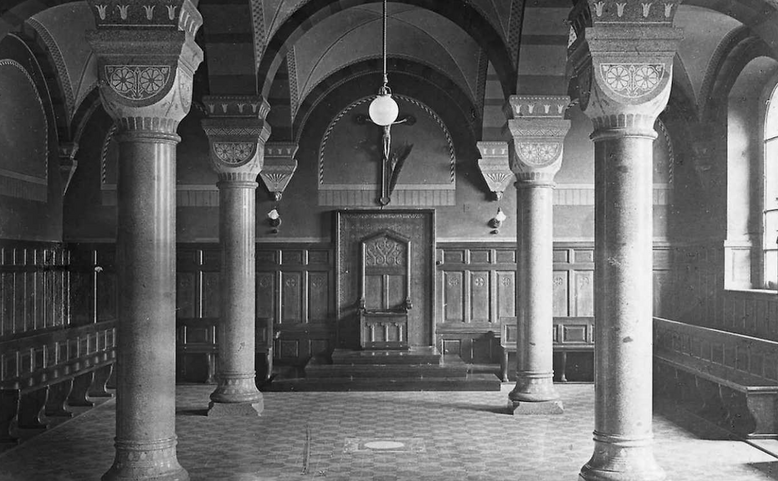 Prohlídka kostela a kláštera: Beuronské umění ve svatém Gabrielu