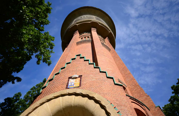 S Kotěrou až do oblak – vršovická vodárna