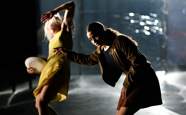 Farma v jeskyni: Informátoři